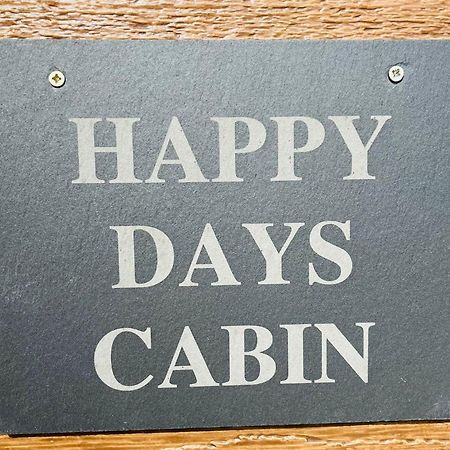 Happy Days Lodge With Hot Tub Йорк Экстерьер фото